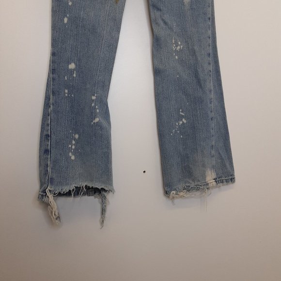 Distressed Worn Jeans - Picture 5 of 6